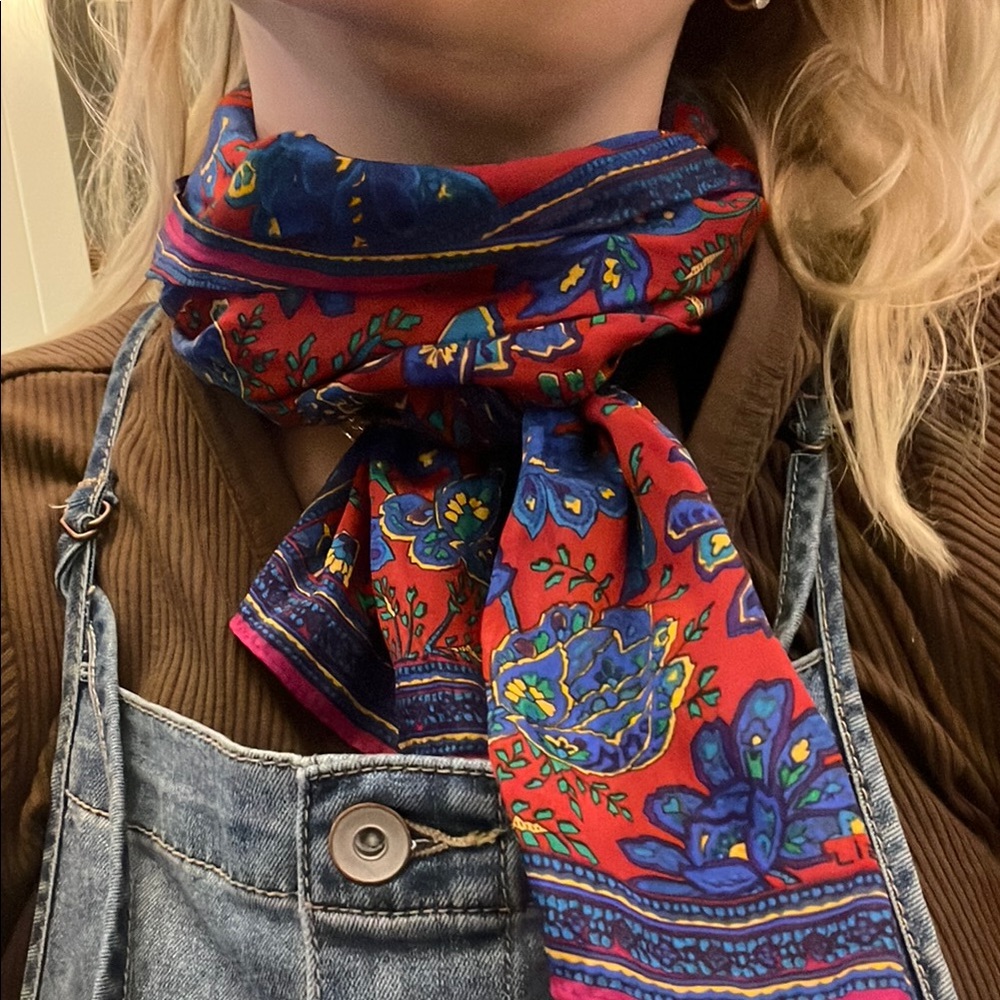 Liz Claiborne Red and Blue Floral Scarf